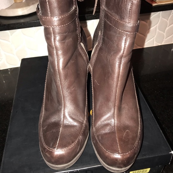 Reba booties - Picture 3 of 6